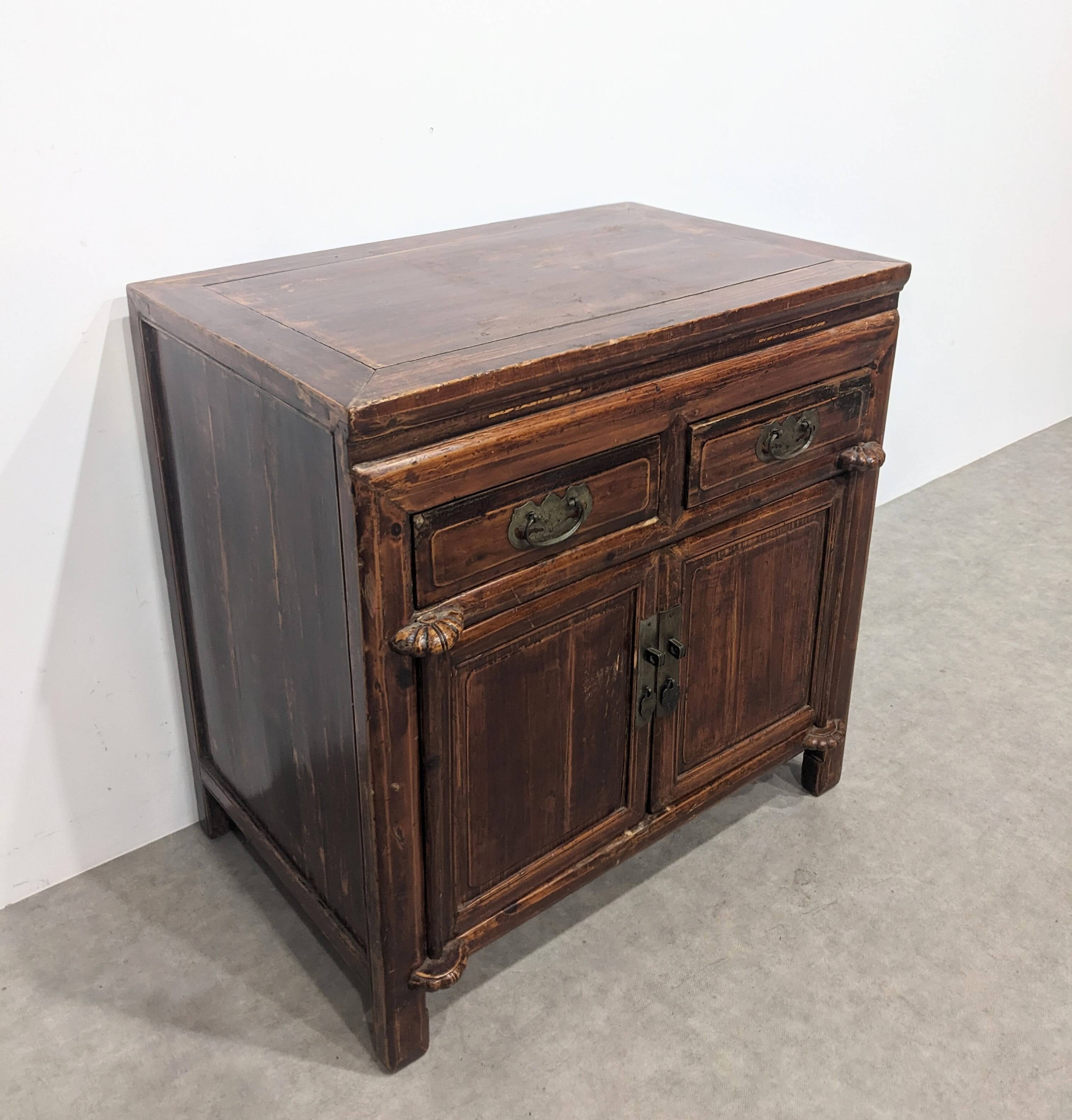 Commode chinoise traditionelle