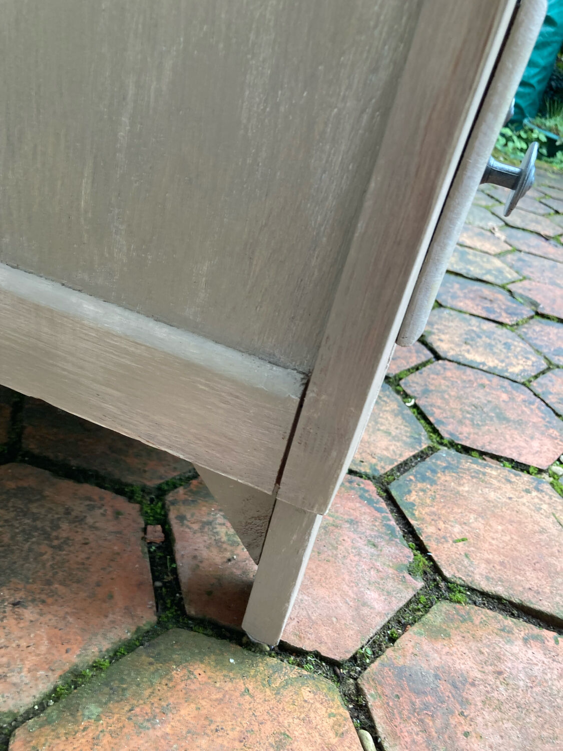 Vintage chest of drawers