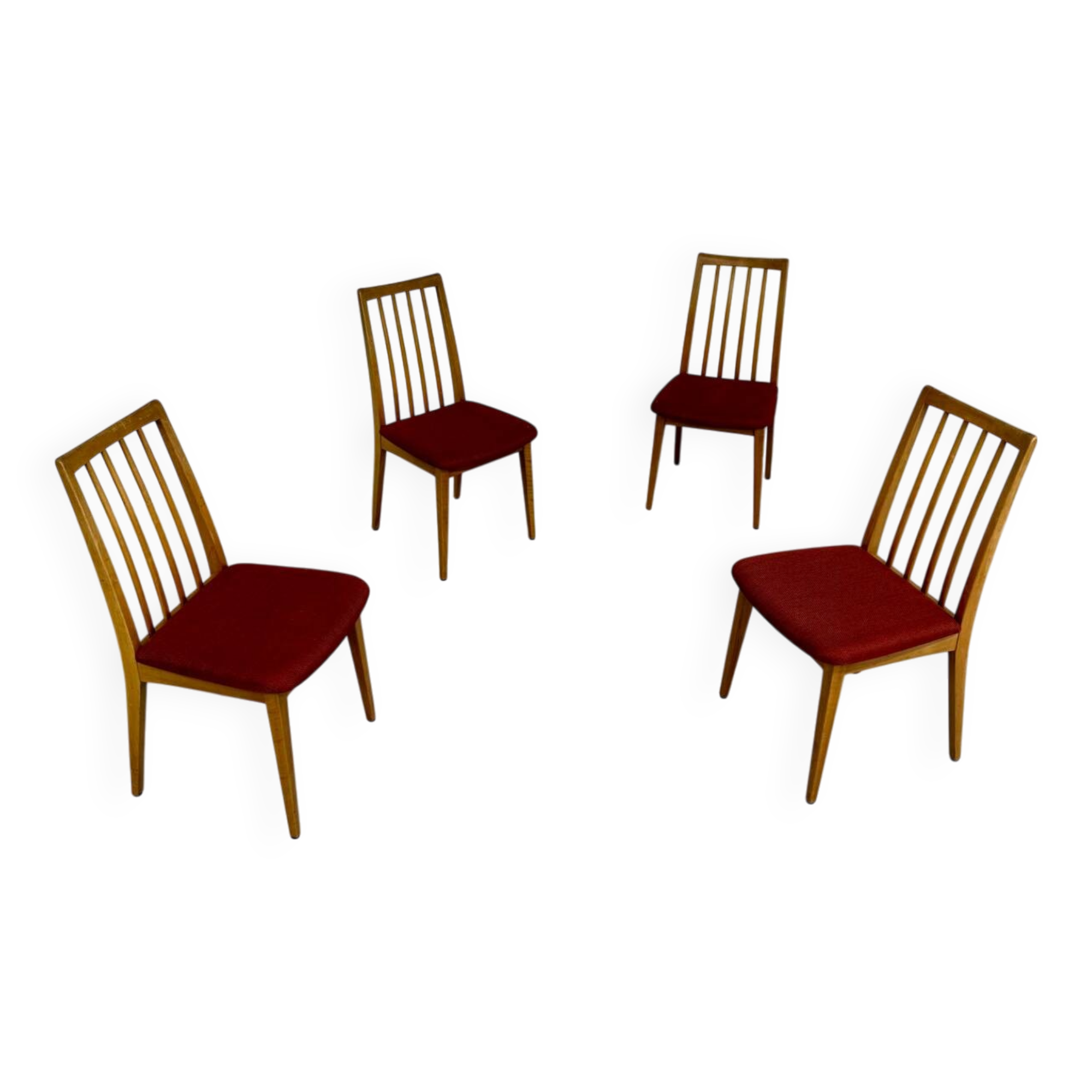 Set of 4 chairs in solid beech and vintage orange fabric, 70s design