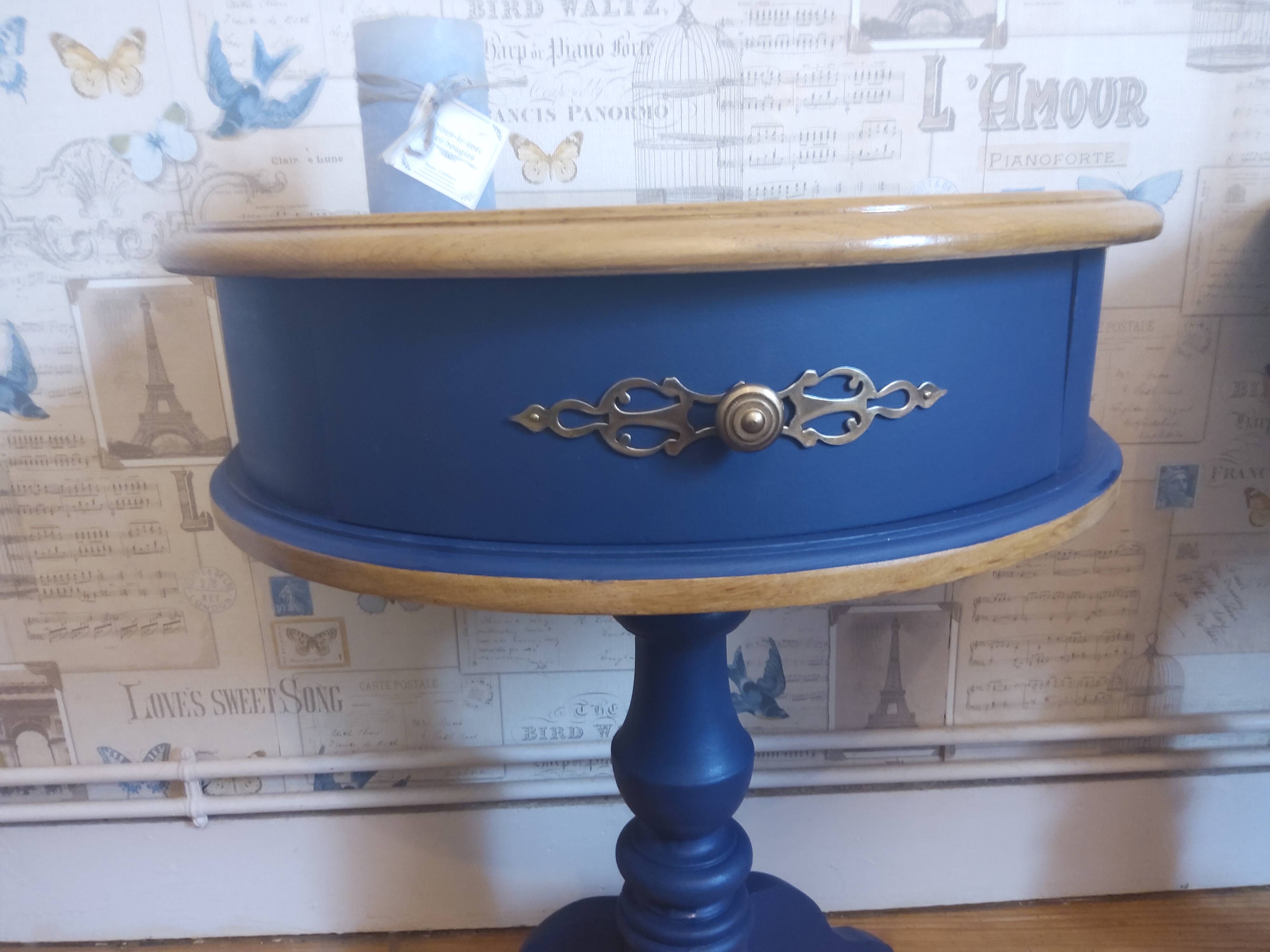 Pair of bedside tables