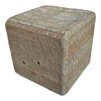 Wooden pouf