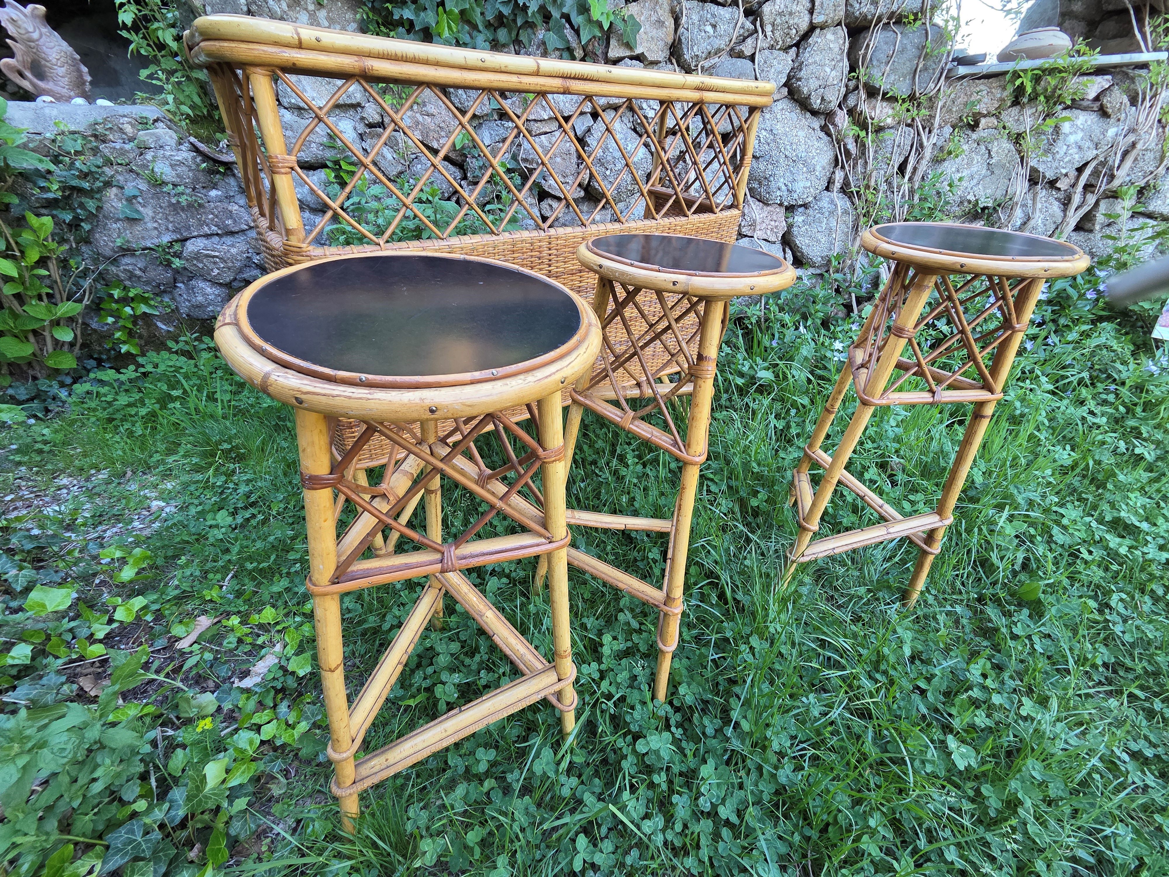 Vintage wicker bar stool set