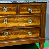 Commode de style Louis XVI