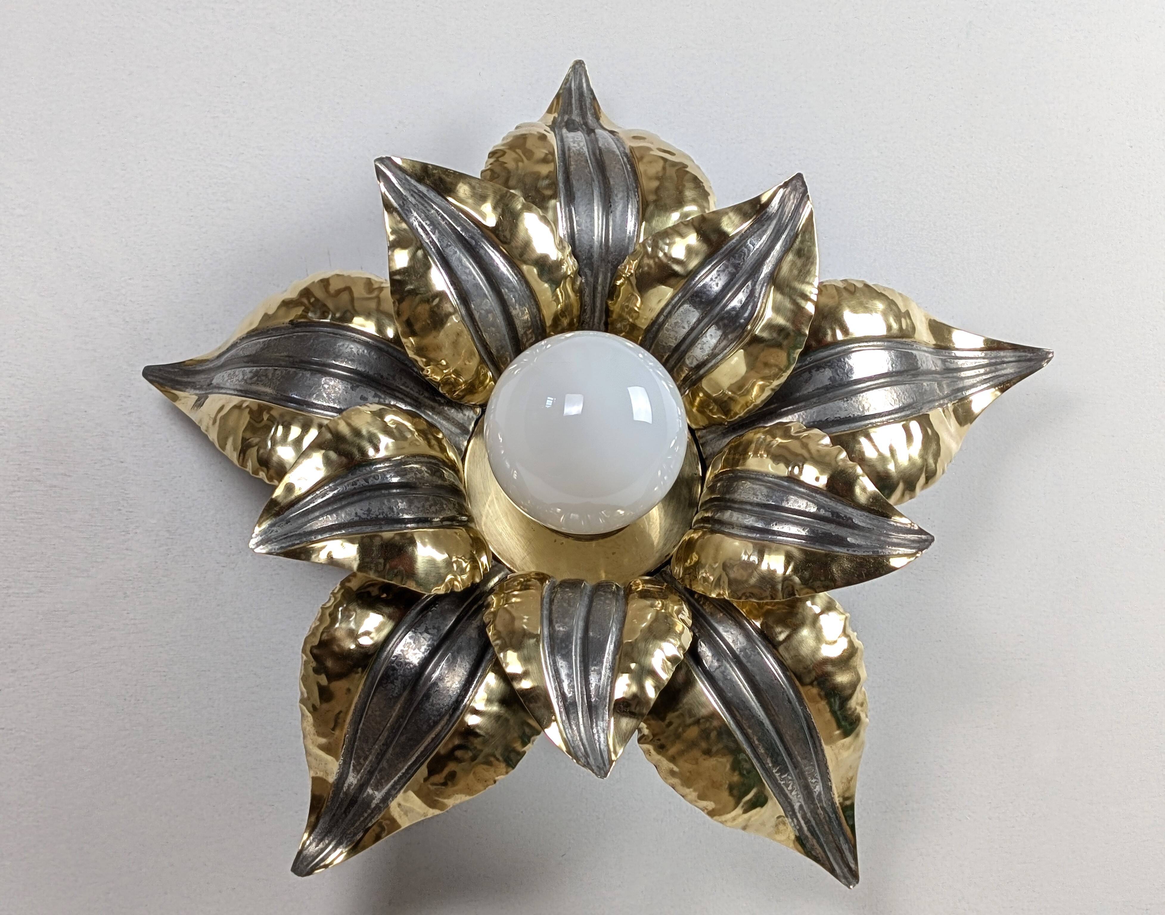Applique / plafonnier fleur 1970
