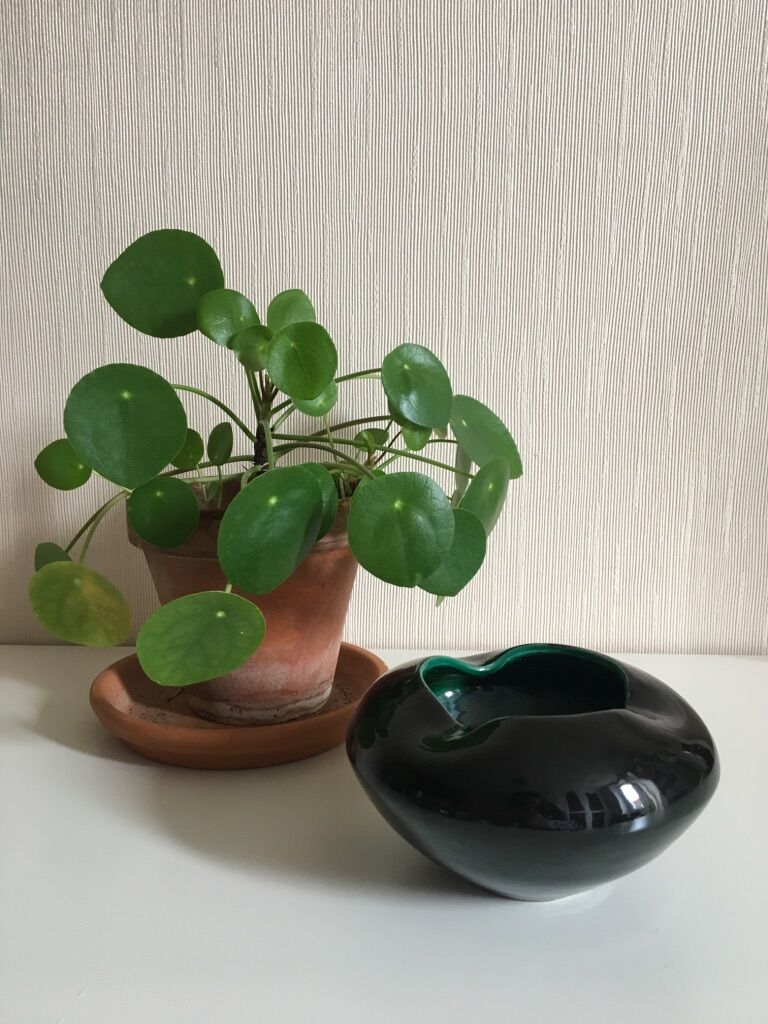 Black ceramic free-form ashtray, 1960