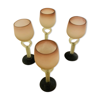 Set of 4 stemmed glasses and 1 glass paste carafe