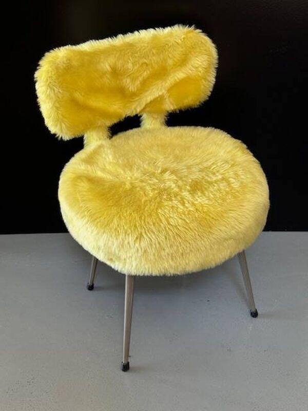 Chaise moumoute Pelfran