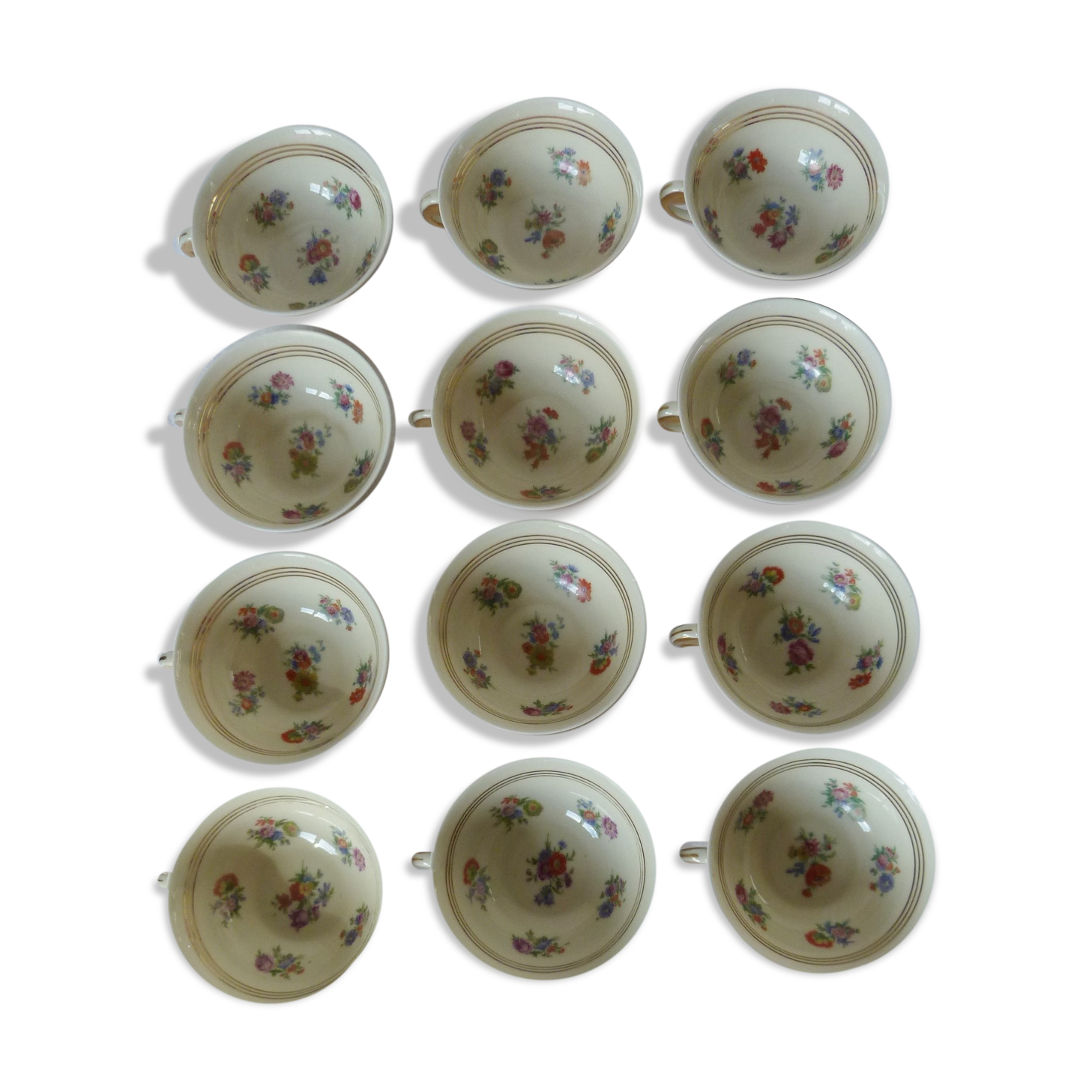 36-piece tea and coffee set