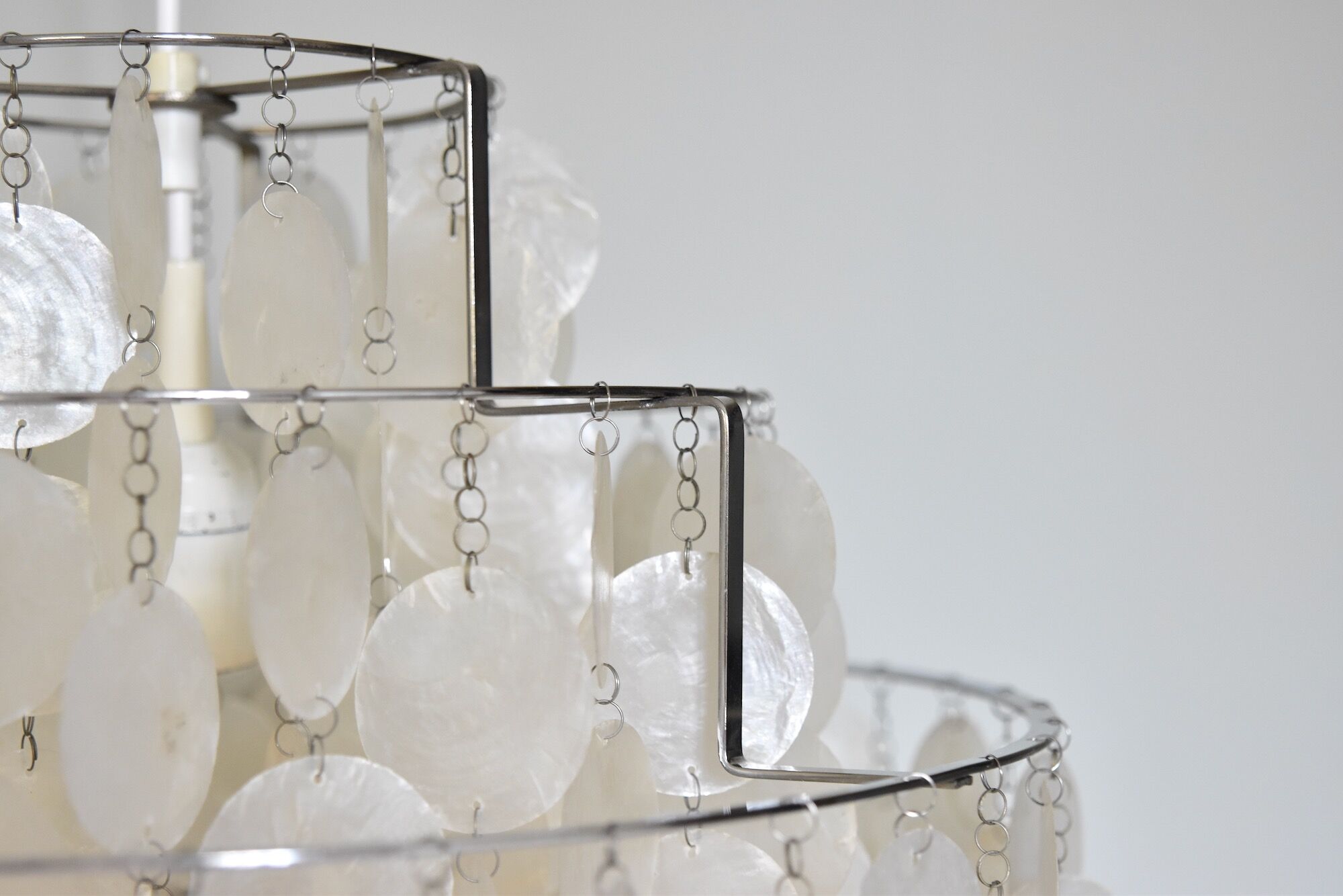 Fun1 DM Shell chandelier from Verner Panton by Lüber Switzerland