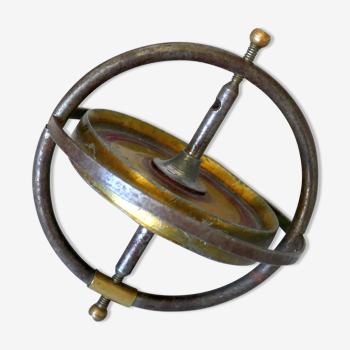 Toupie gyroscopique en métal fabrication française des années 50'S.