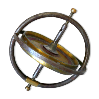 French-made metal gyroscopic top from the 50's.