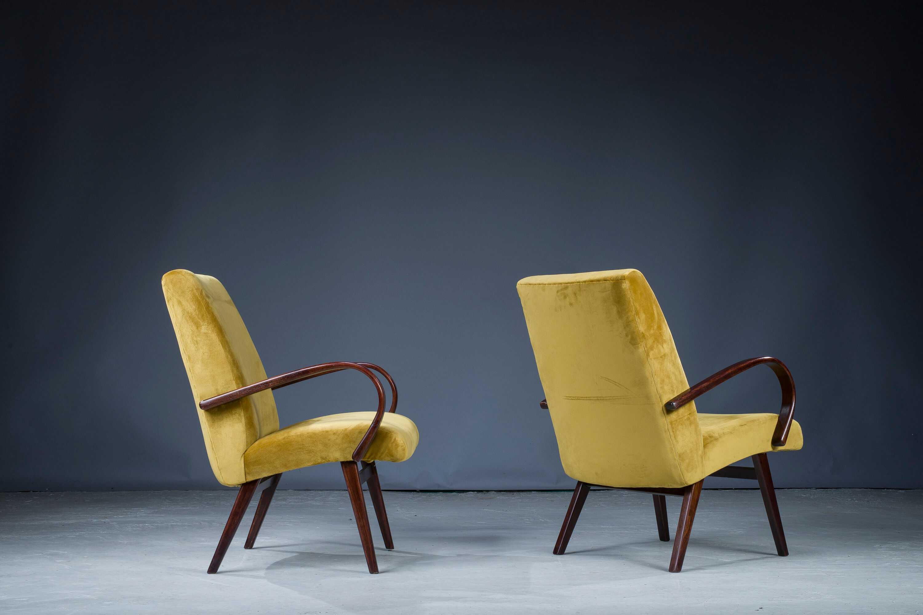 Fauteuils de Jaroslav Smidek pour Ton, années 1960