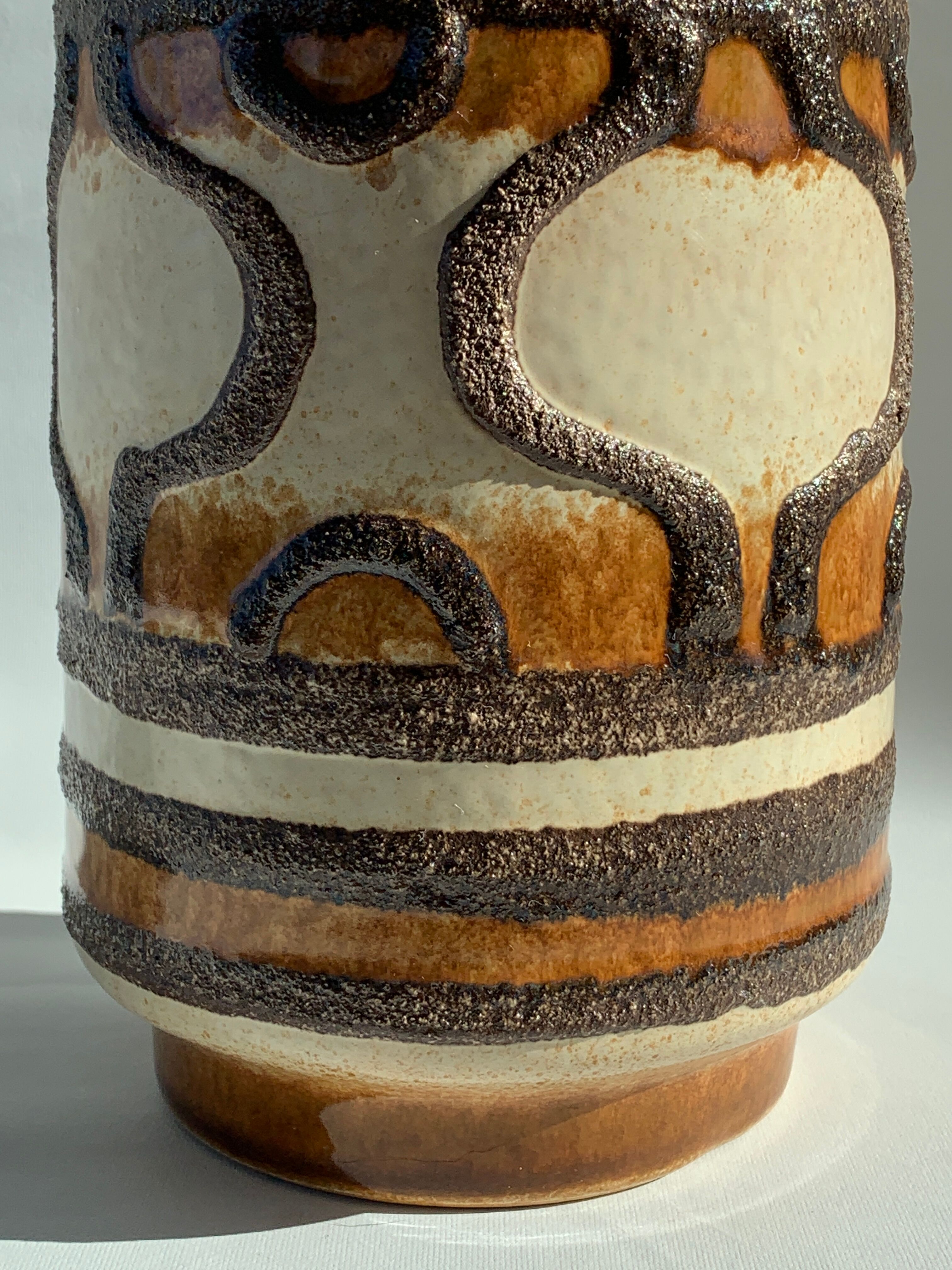 Ceramic vase, 70