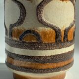 Ceramic vase, 70