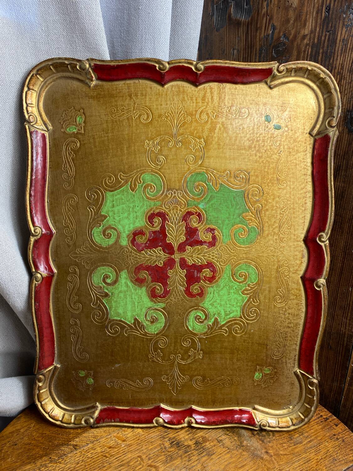 Grand plateau en bois florentin