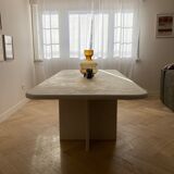 Minimalist design table