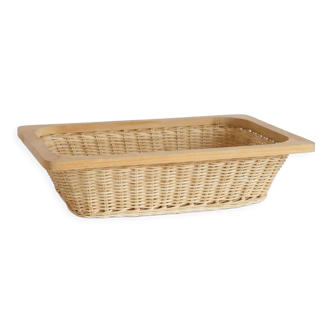 Rectangular basket