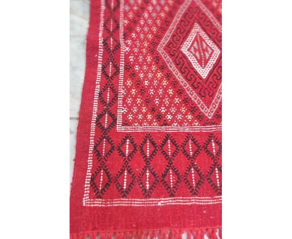 Handmade red margoum carpet in pure wool, 105x70 cm
