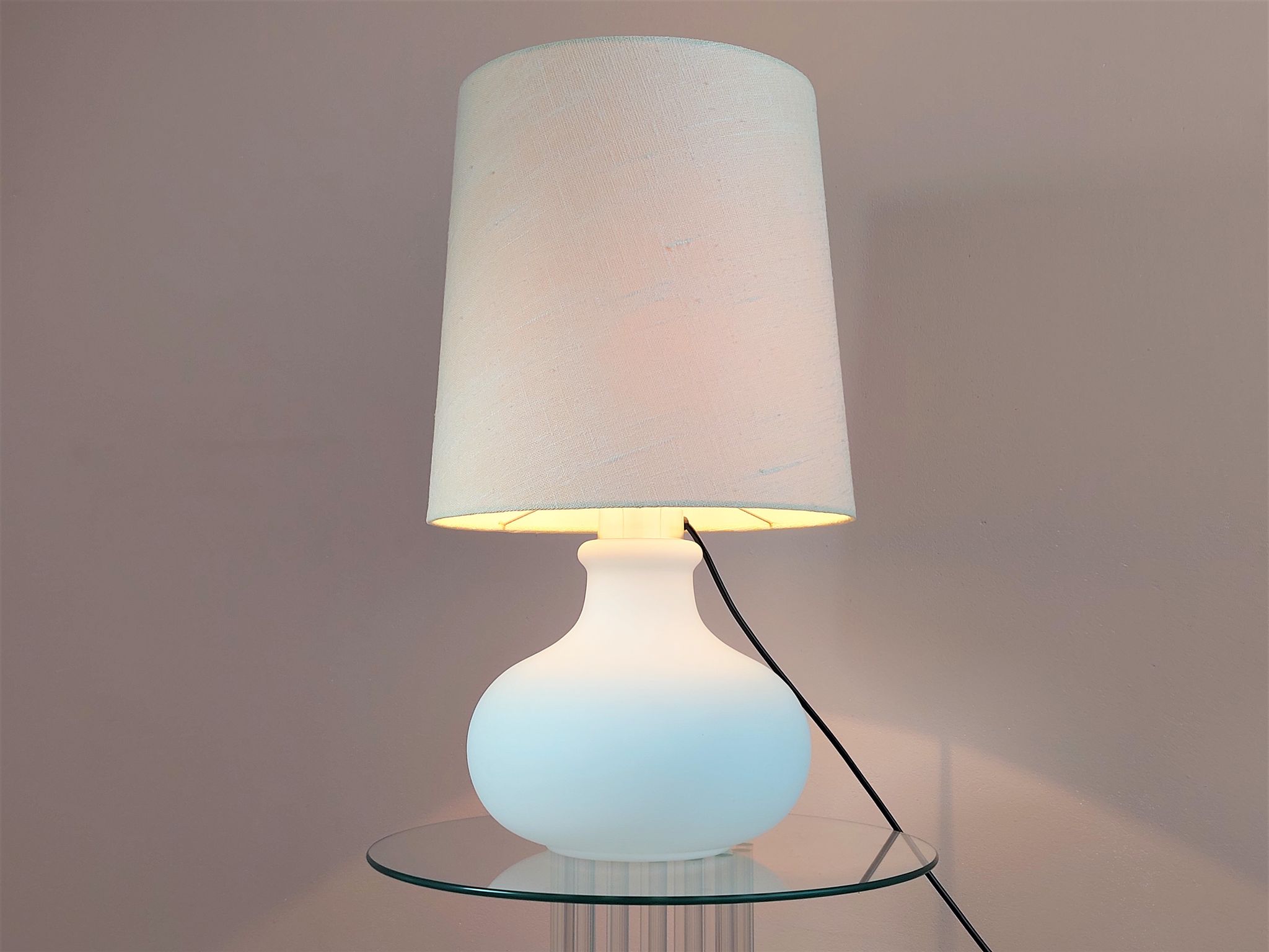 Lampe de chevet par Glashutte Limburg, années 1960.