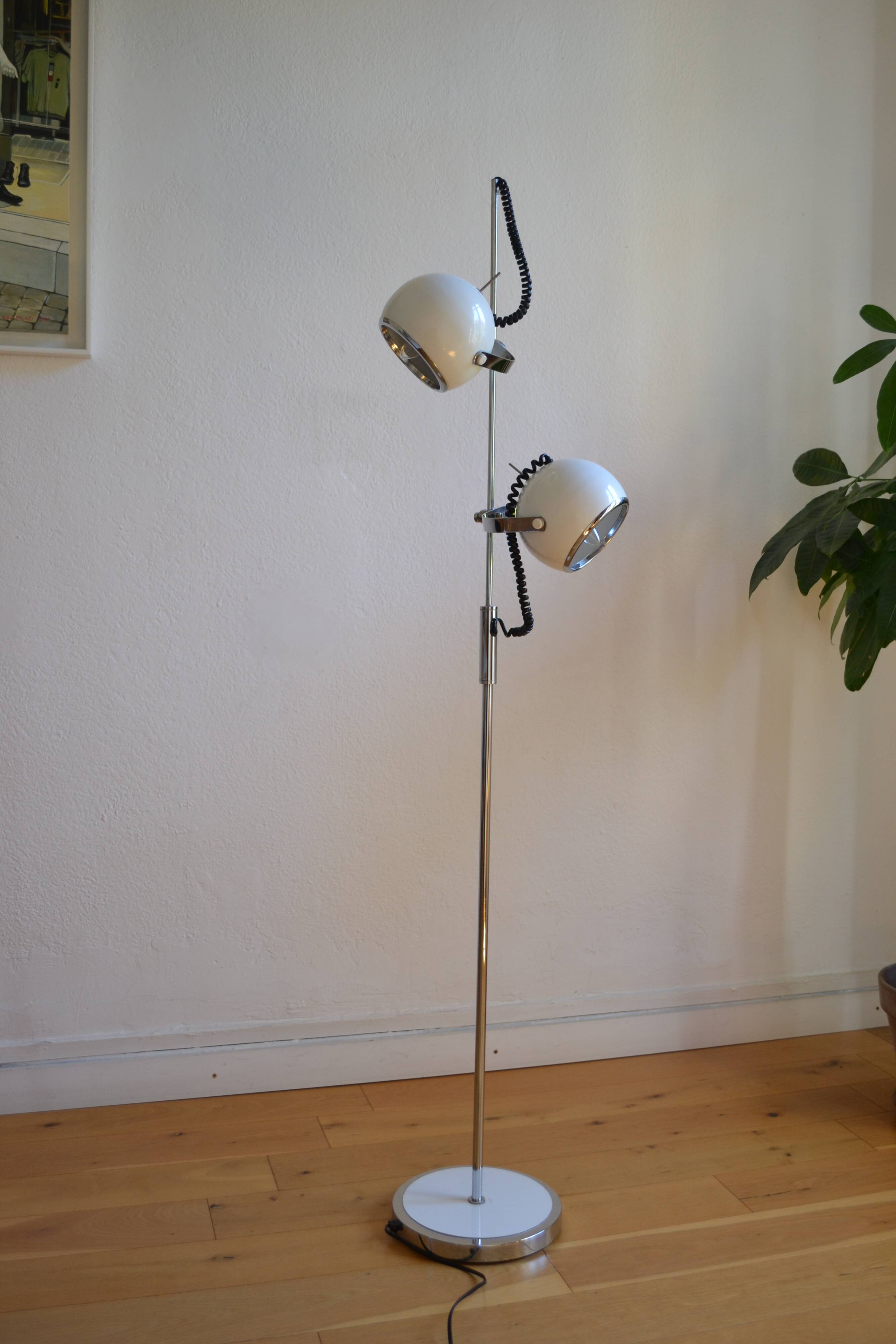 Vintage 1980 Eye Ball Reading Floor Lamp *** cult object of the 80s ***