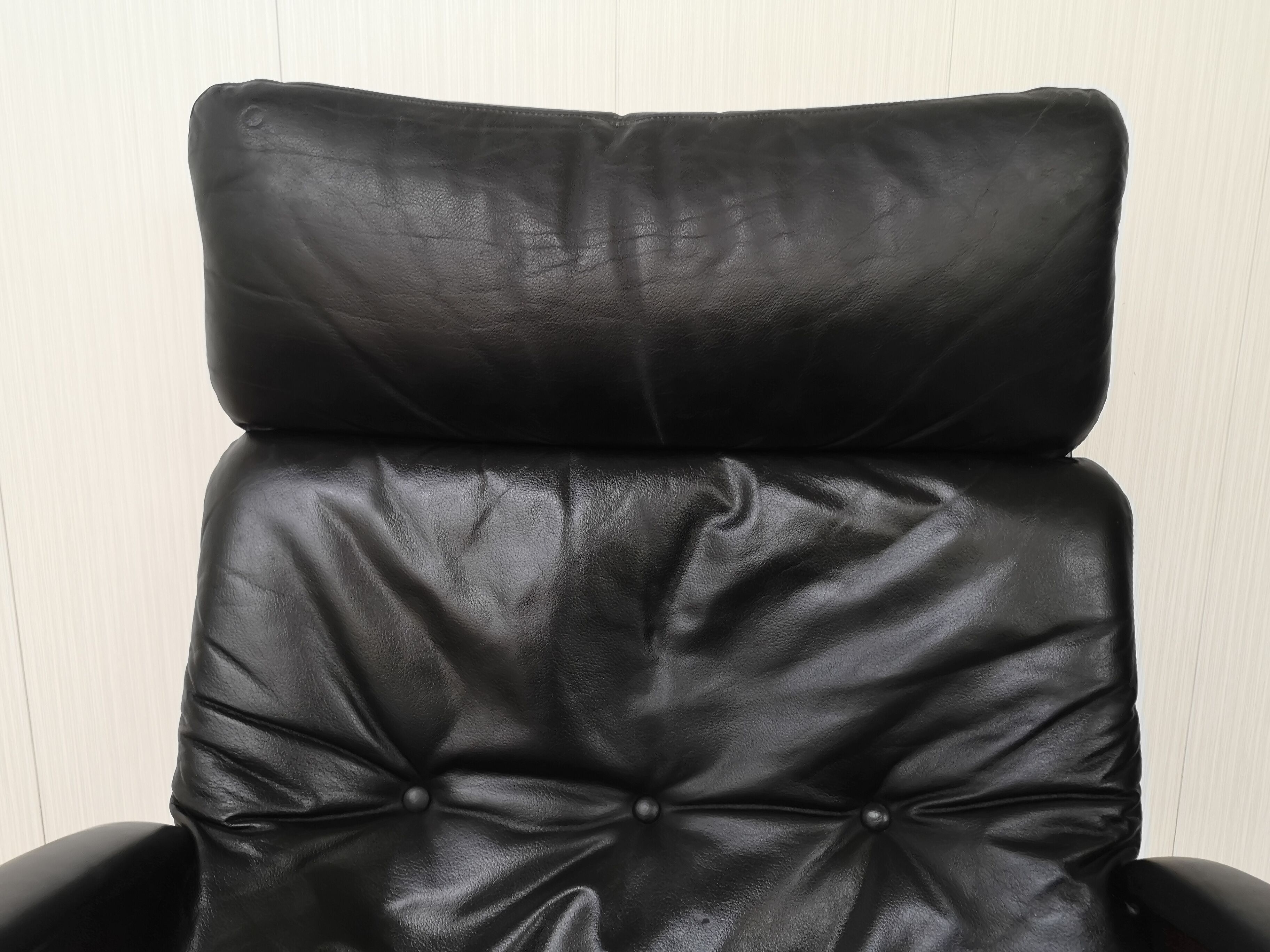 Vintage Model Kengu Lounge Chair and Footstool Set by Elsa & Nordahl Solheim for Rybo Rykken & Co