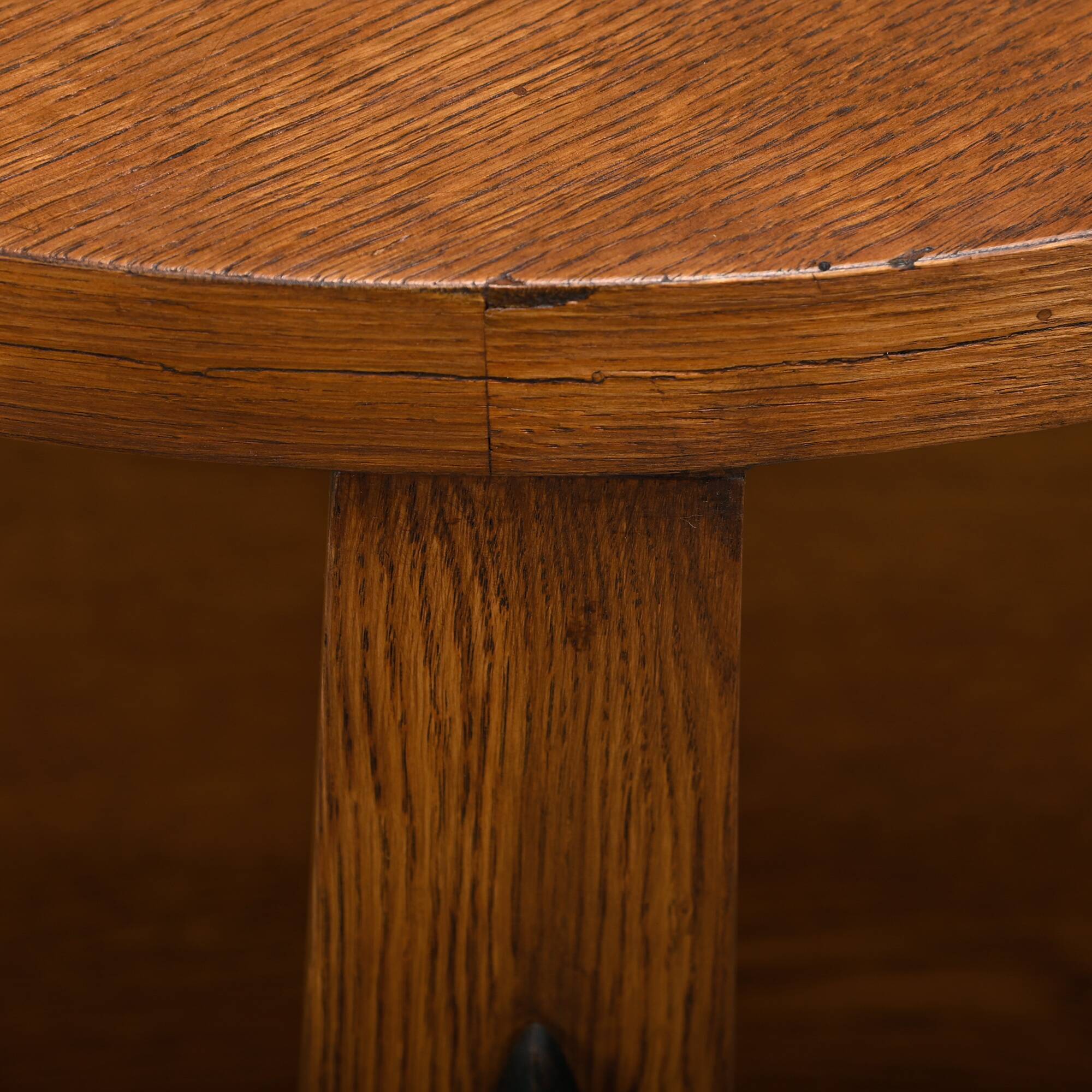 Dutch Art Deco Modernist Amsterdam School side table in Oak square inlay
