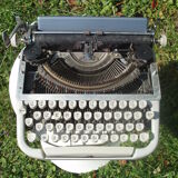 Typewriter blue japy script  with manual and carrying case