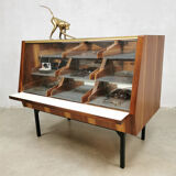 Vintage shop counter ‘Minimalism’