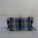 BHV - coussin bleu rectangulaire