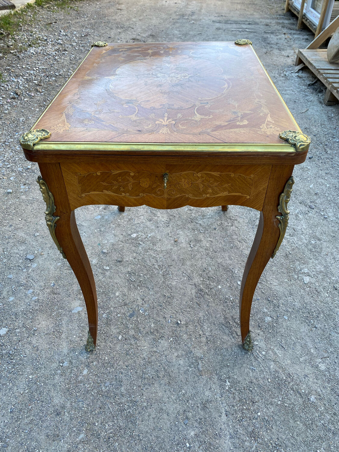 Games table louis XV