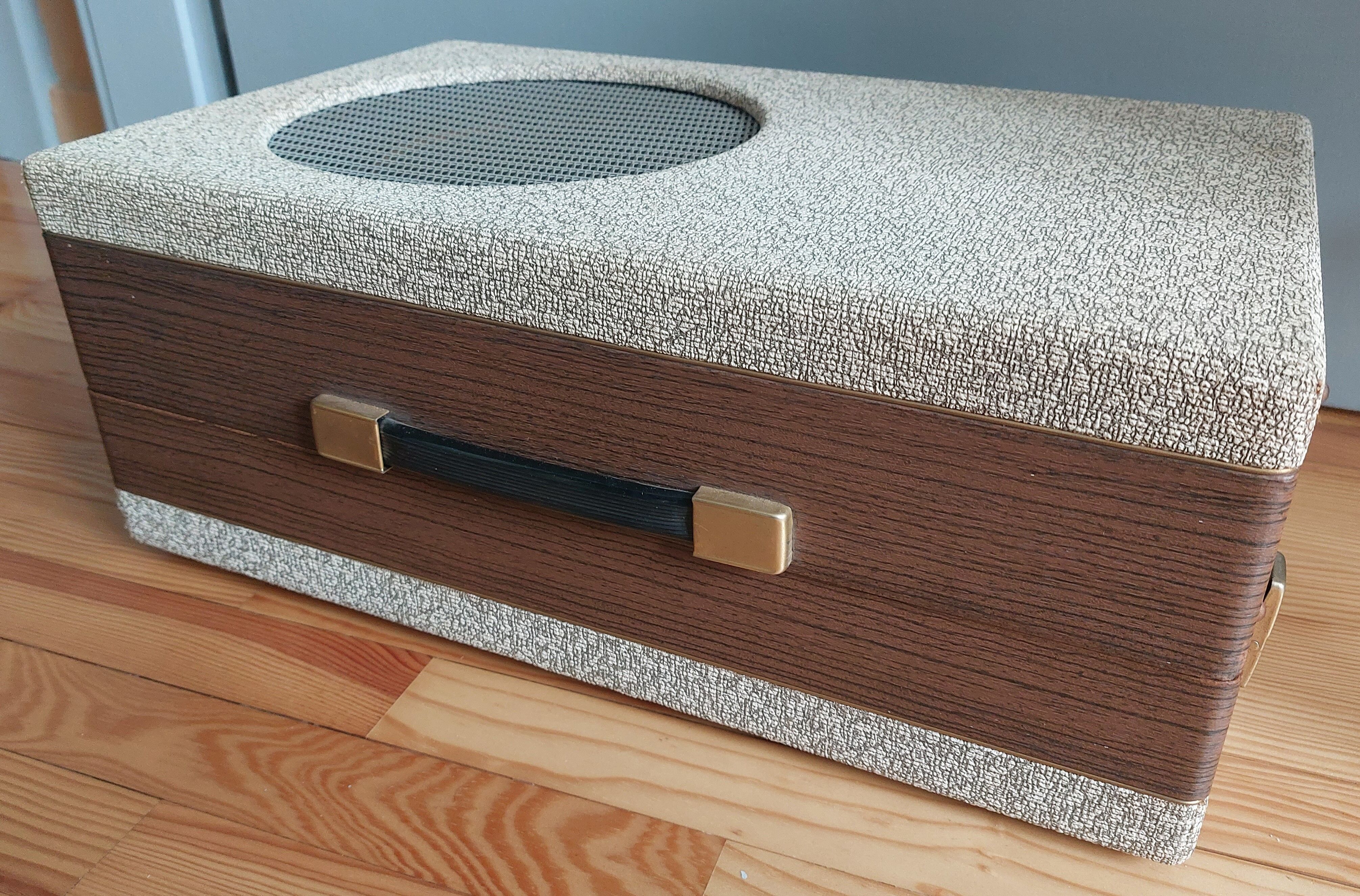 Electrophone Claude Vintage