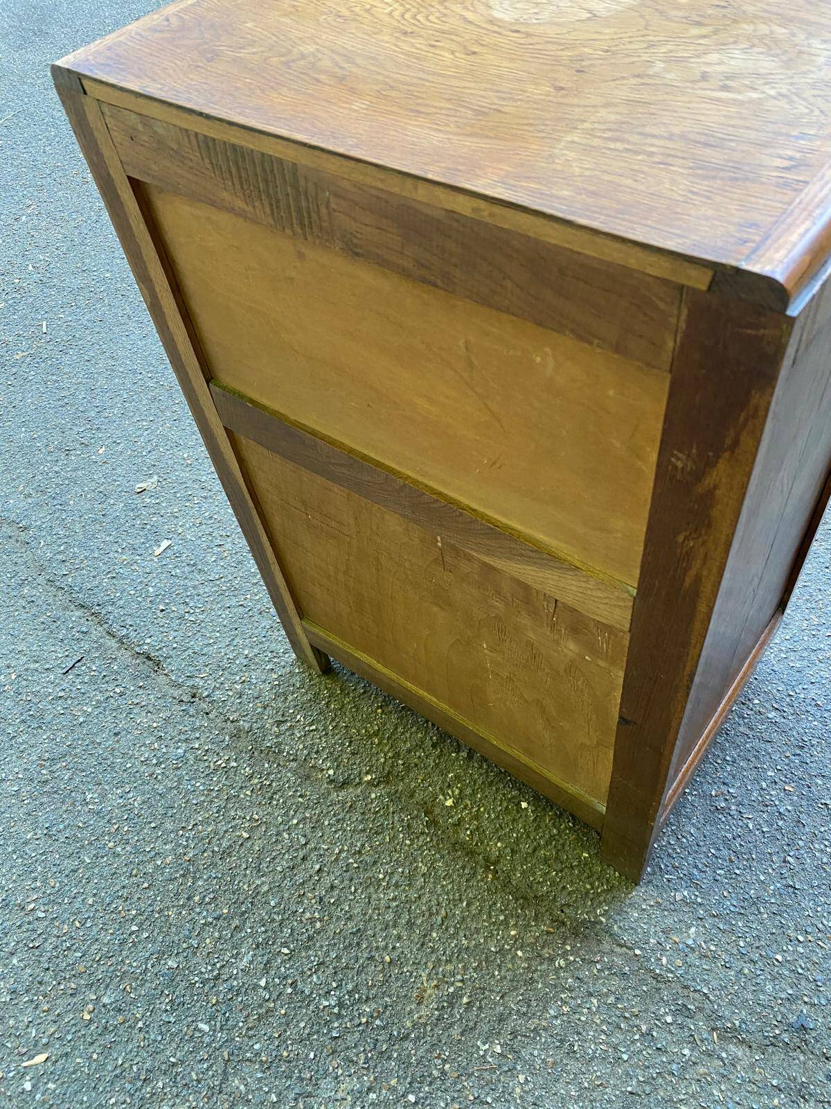 Art Deco commode confiturier from 1940 in solid oak.