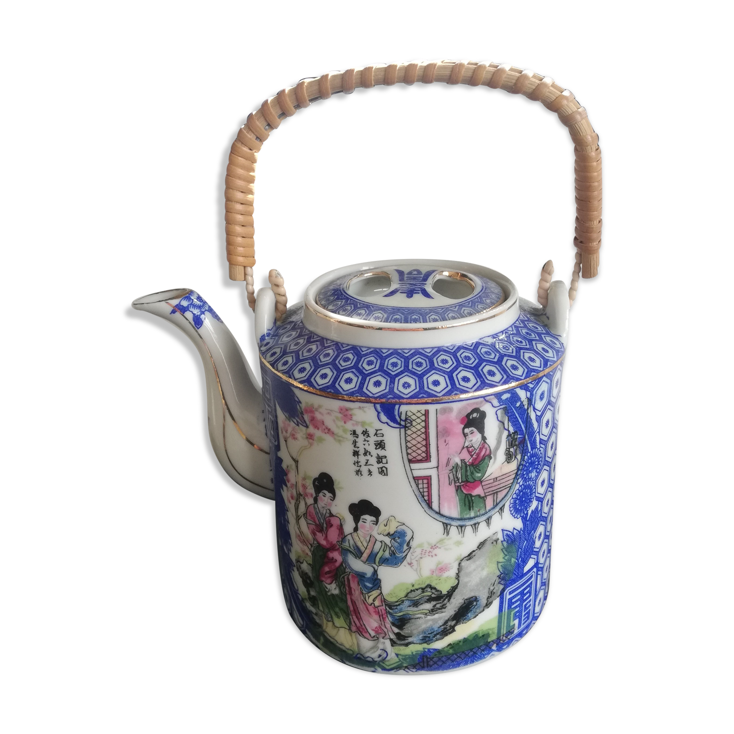 Old Teapot porcelain white and blue china