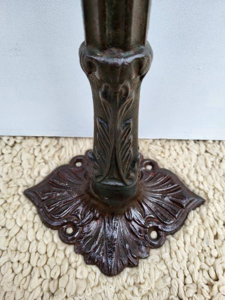 Cast iron foot console 1900 Art Nouveau