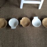 Set of 5 ramekins