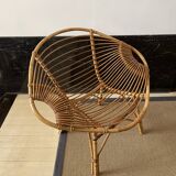 2 rattan chairs