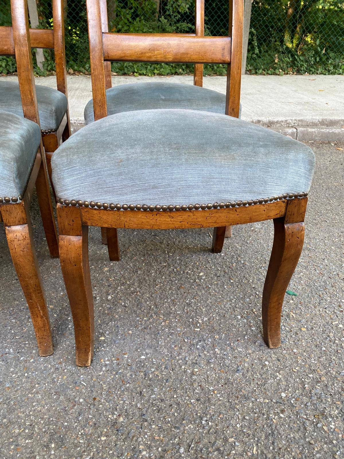 6 Biedermeier chairs in solid walnut and blue velvet, 1840