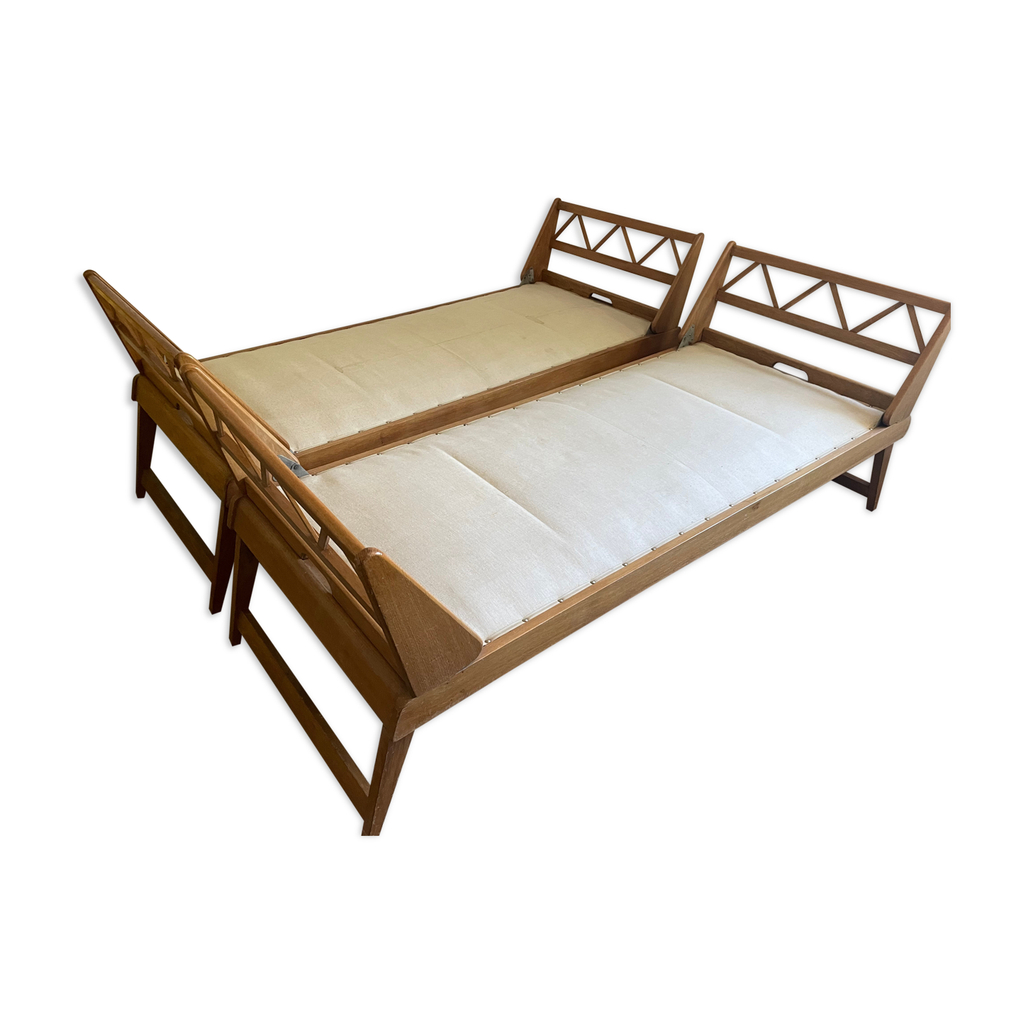Twin beds daybed vintage