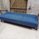 Vintage daybed sofa