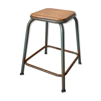 Bar stool / industrial top (workshop)