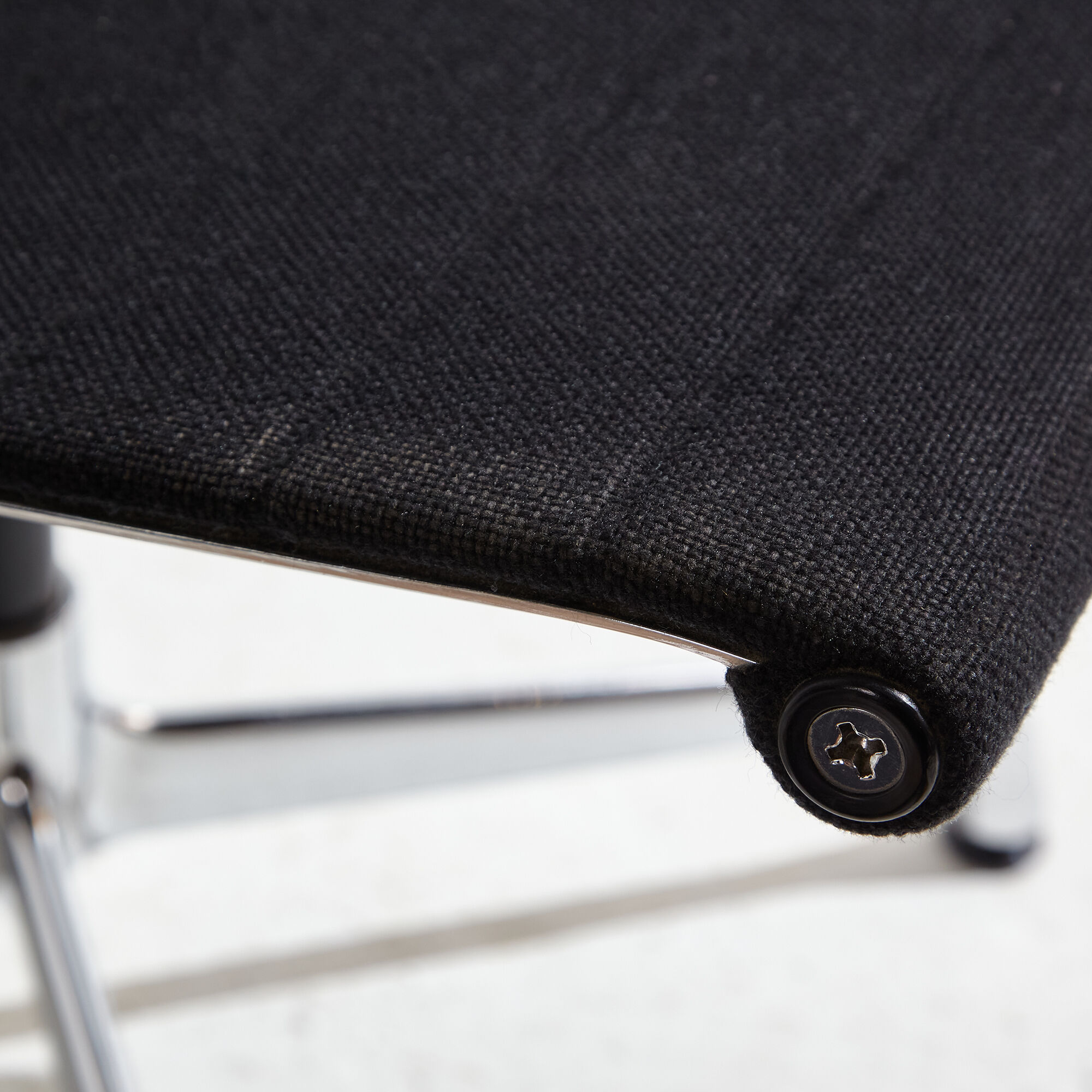 EA105 office chair by Charles & Ray Eames for Vitra