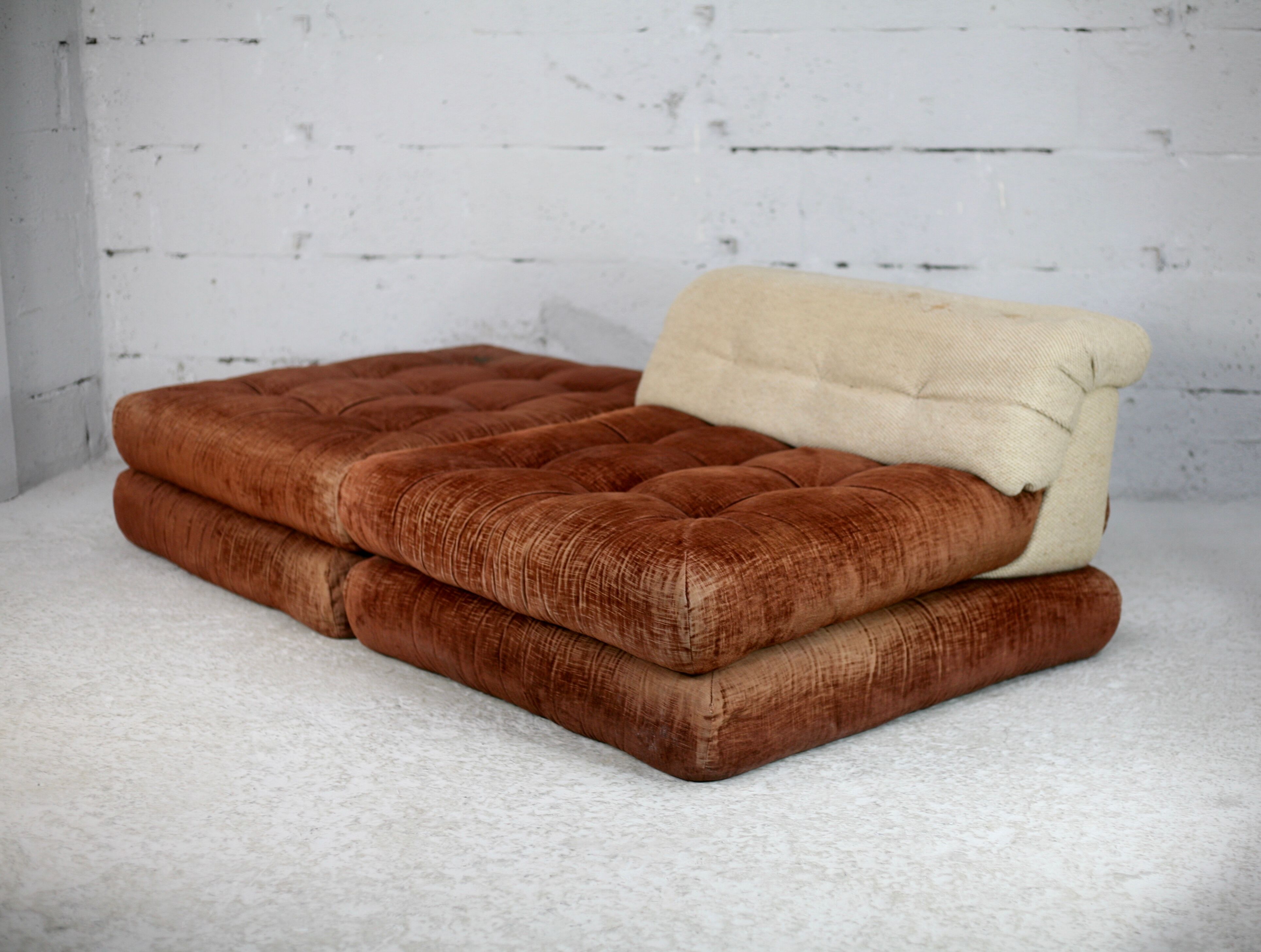 Mah Jong sofa by Hans Hopfer. Roche bobois, France, 1971