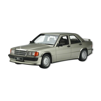 Mercedes-benz w201 190e 2.5 16s (1988) 1/18 ottomobile