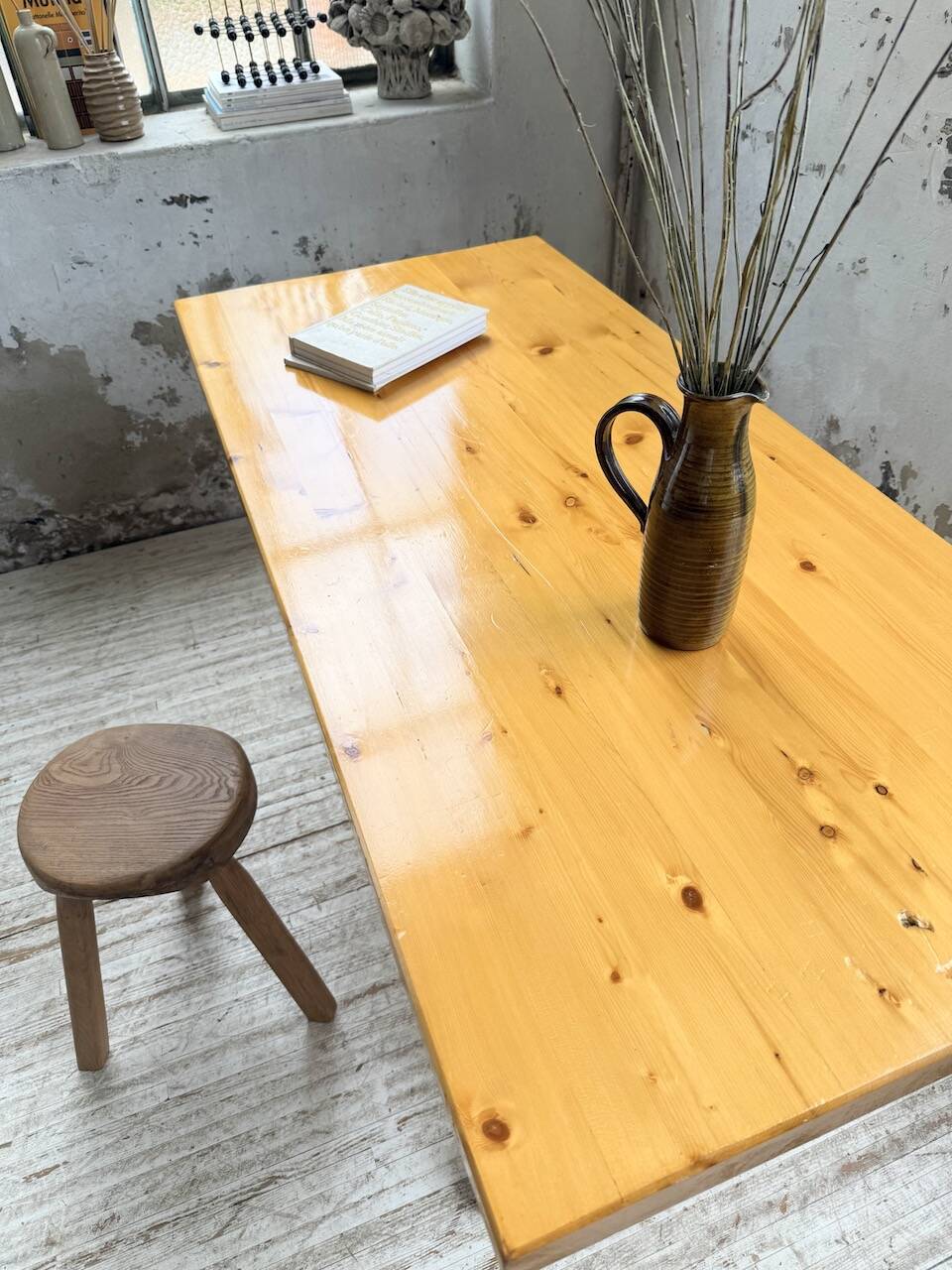 Perriand mountain furniture table 1970