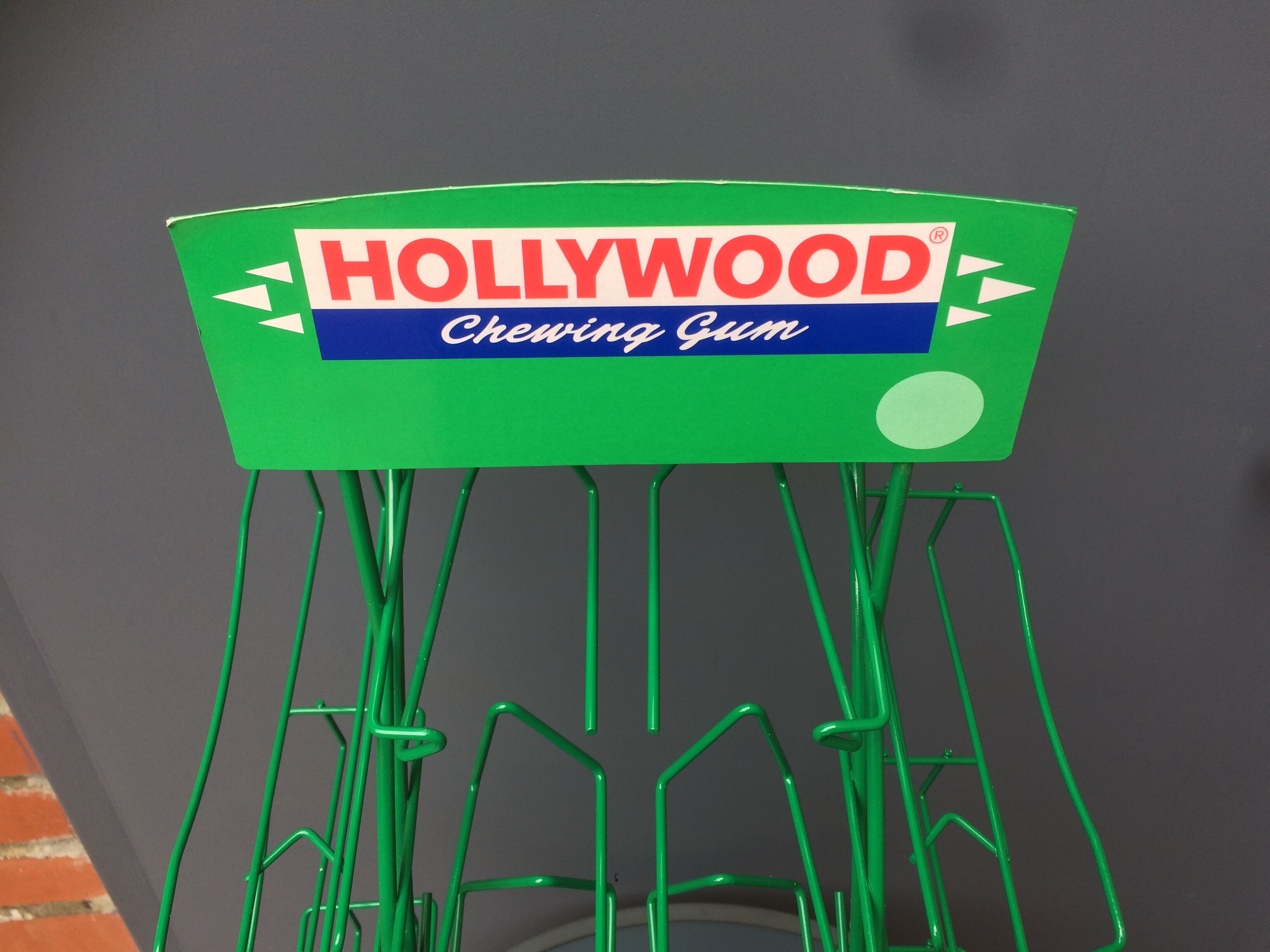 Vintage chewing-gum display