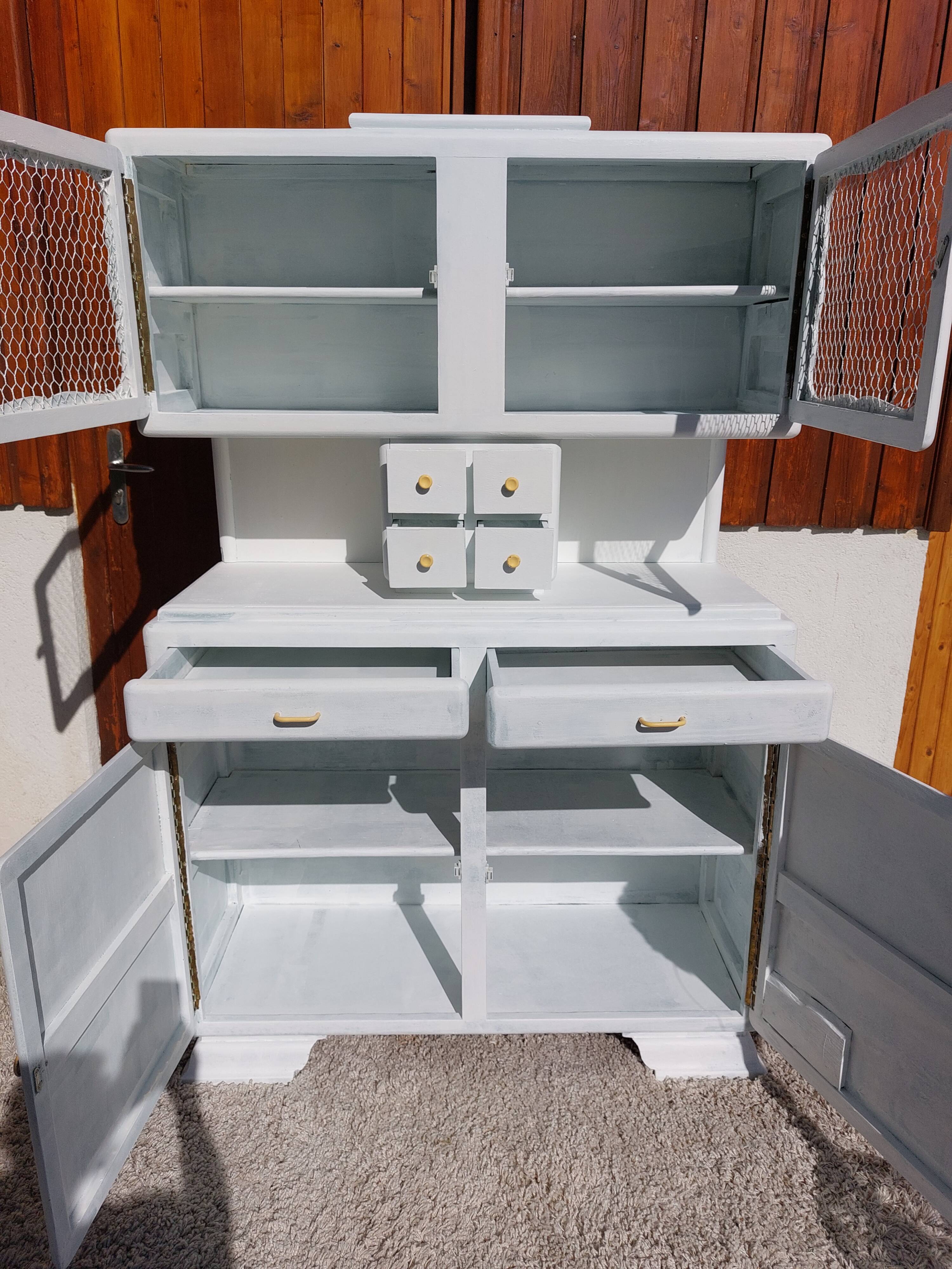 narrow Mado sideboard