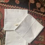 3 white tea towels in damask cotton thread with BN monogram.