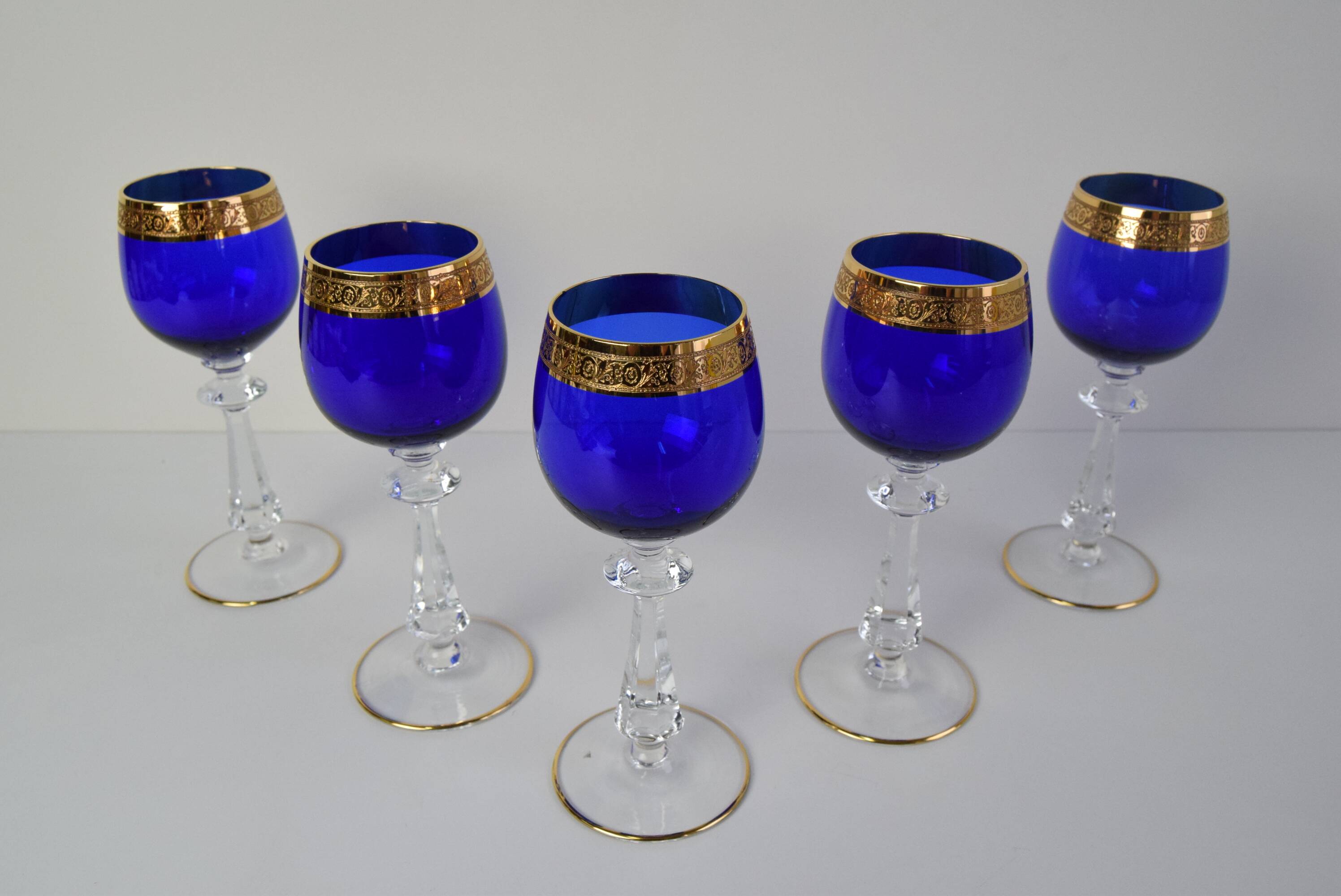 Mid Century Set of Five Stemmed Wine Glasses, 1950's.