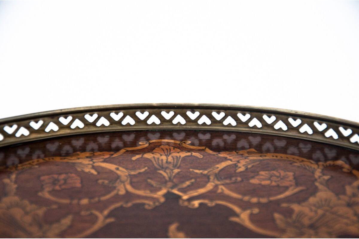 Table - flowerbed, France, mid-19th century XX century.