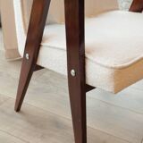 Fauteuil vintage bouclé blanc model 366 by Chierowski
